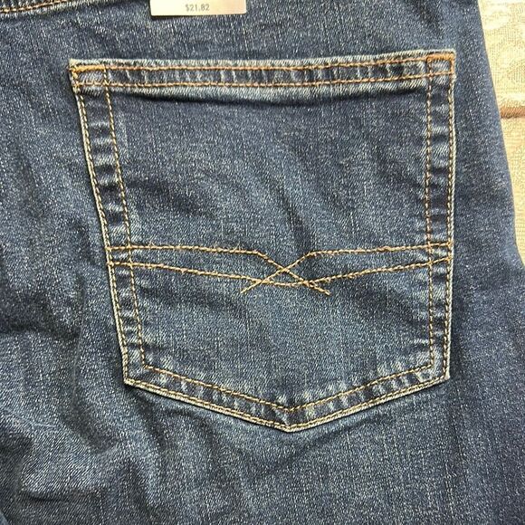 Signature by Levi Strauss Slim Blue Jeans with Fading - Picture 3 of 5